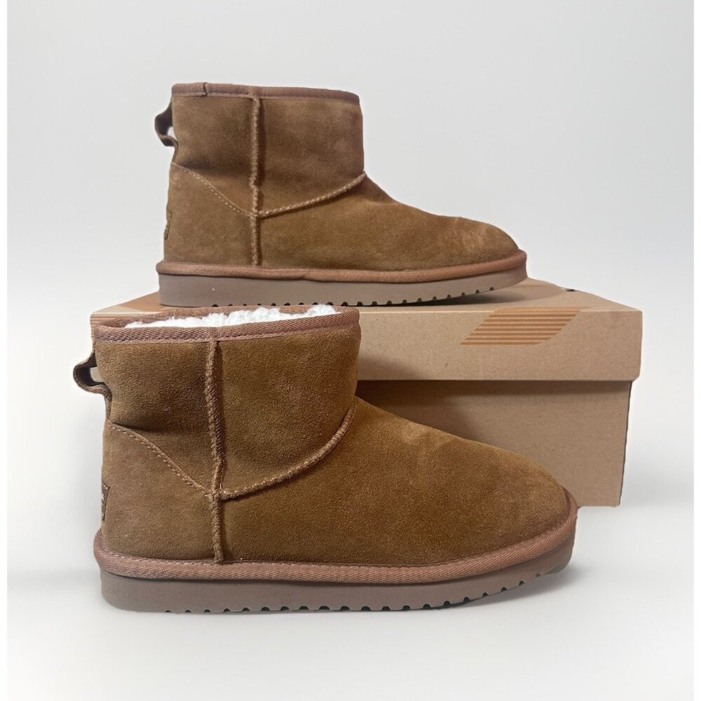 Koolaburra by Ugg Boots Women’s 7 Brown Suede Shearling Lined Short *Flaw Mark